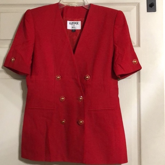 Red pleated skirt and Jacket size 4 - Picture 1 of 12